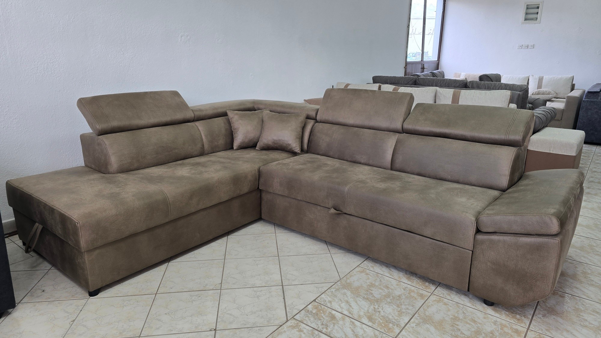 Столче за трпезарија тест - Темно сива